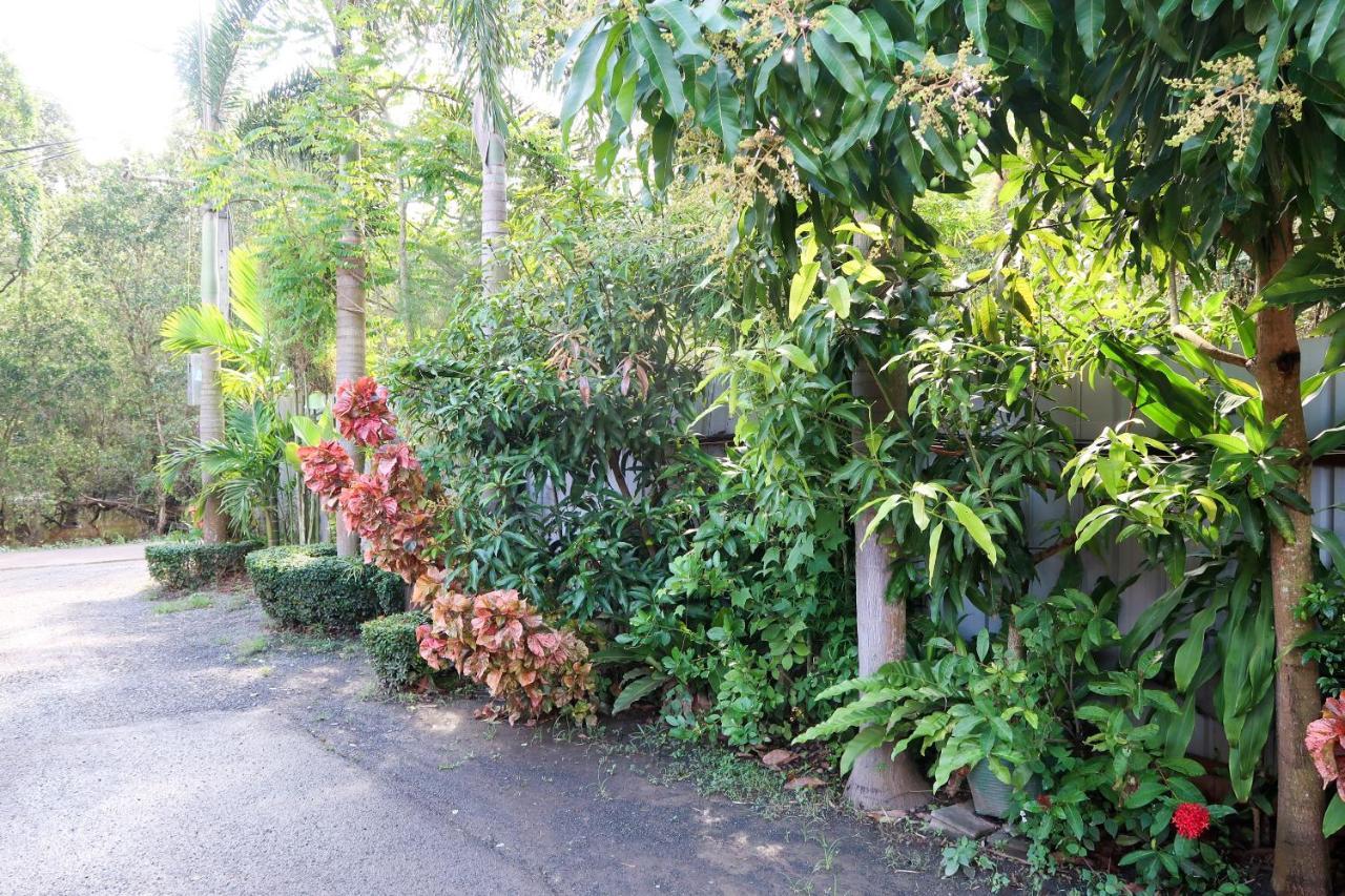 Nang-An Inn Resort Surat Thani Exterior photo